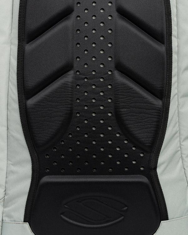 Selkirk AMPED Invikta Midweight view 1